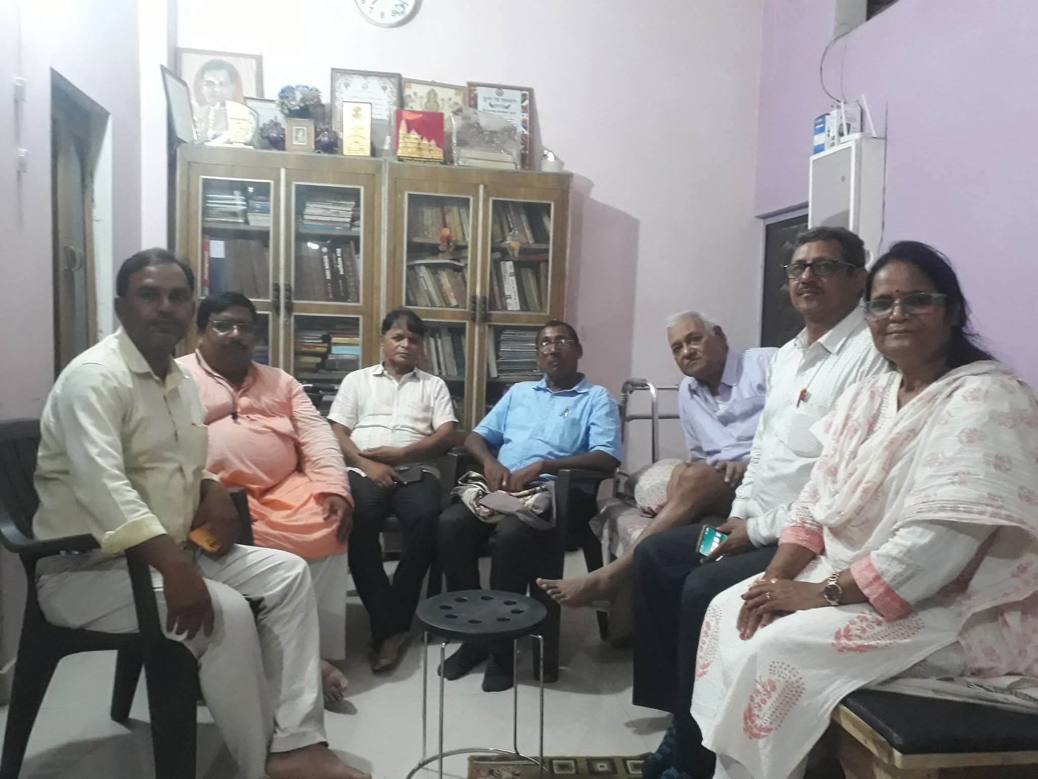 भोजपुरी कवि श्रीकृष्ण घायल के सम्मान में काव्य गोष्ठी