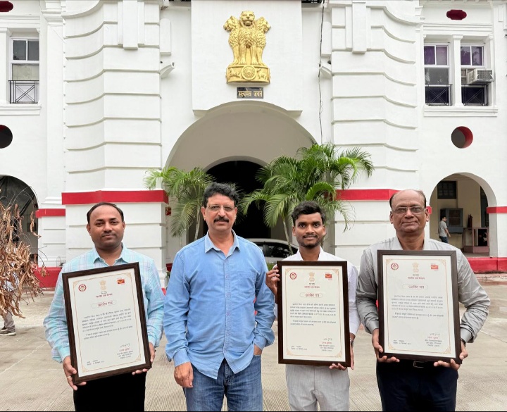 सुकन्या समृद्धि योजना में बनारस के डाक कर्मियों ने जीते पुरस्कार: कर्नल विनोद