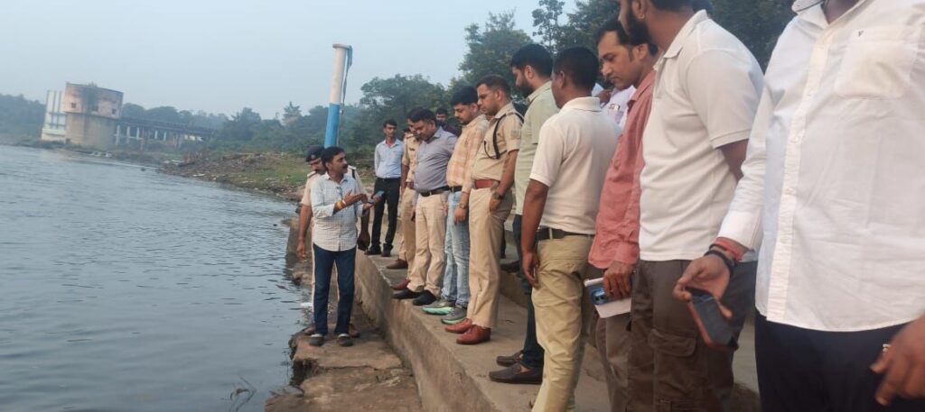 उपायुक्त और एसएसपी ने छठ घाटों का किया निरीक्षण, सफाई और सुरक्षा पर दिए सख्त निर्देश