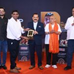 केंद्रीय मंत्री जितेंद्र सिंह ने महेश दायमा को किया सम्मानित