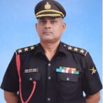 अपने गांव के विकास की लड़ाई लड़ रहा एक रिटायर्ड सेना अधिकारी