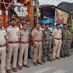 रामनवमी को लेकर कतरास सर्किल इंस्पेक्टर, बाघमारा थाना एवं बरोरा थाना प्रभारी के नेतृत्व में बाघमारा एवं बरोरा थाना क्षेत्र मे फ्लैग मार्च