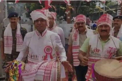 सरहुल में दिखा संवेदनशील नेतृत्व: जब एसएसपी प्रभात कुमार ने परंपरा के संग जोड़ा दिल, पुलिस लाइन बना सांस्कृतिक संगम