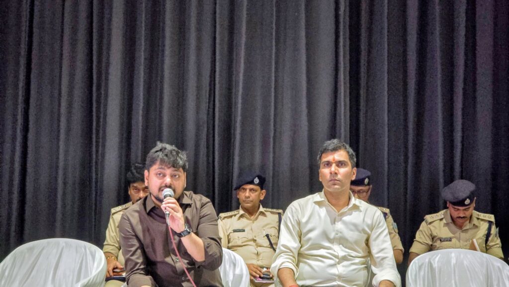 नदी किनारे अवैध खनन और ओबी डंपिंग पर सख्त कार्रवाई, सीओ व थाना प्रभारी होंगे जवाबदेह : उपायुक्त