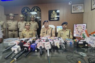 Lucknow loot exposed
