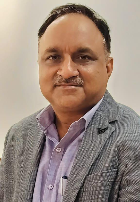 "भरपूर नशा हुआ है.....!"