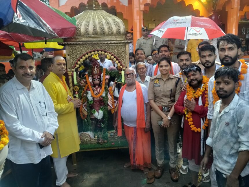 दौलतिया हनुमान मंदिर में उमड़ा आस्था का सैलाब