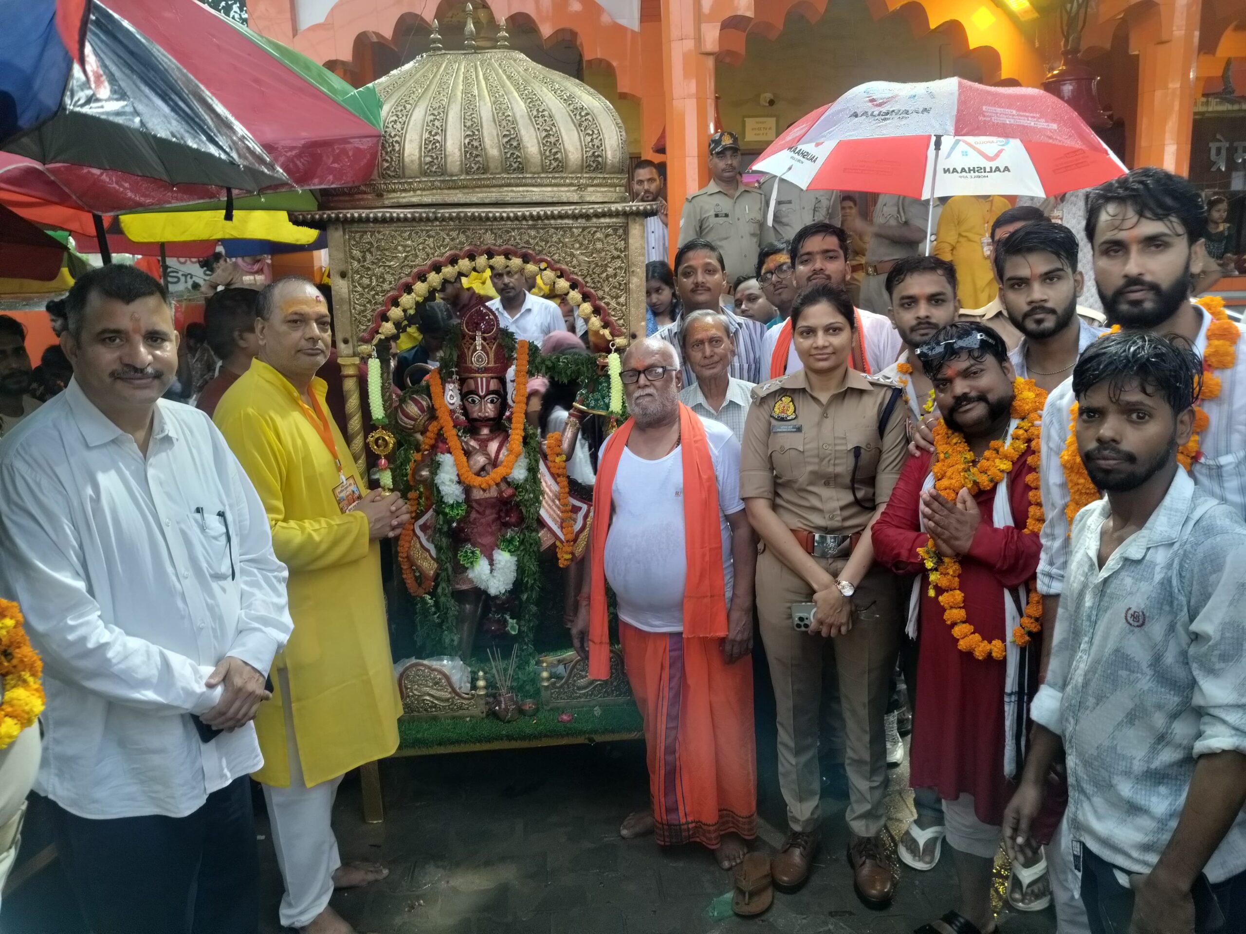 दौलतिया हनुमान मंदिर में उमड़ा आस्था का सैलाब
