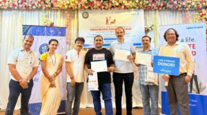 ठाणे डॉक्टर्स फाउंडेशन का महारक्तदान शिविर में 69 लोगों ने किया रक्तदान