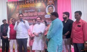 विक्रोली में अखिल भारतीय विराट हास्य कवि सम्मेलन व रामलीला भव्यता के साथ सम्पन्न
