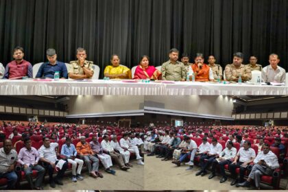 दुर्गा पूजा पर धनबाद में सुरक्षा का कड़ा पहरा, हर पंडाल में पुलिस की तैनाती; DJ पर रहेगा प्रतिबंध
