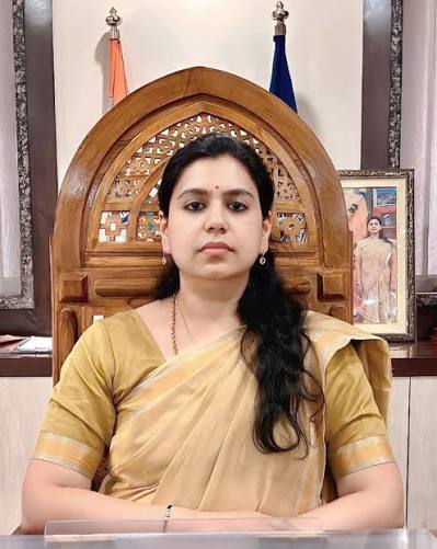 पूर्व IAS दिव्या मित्तल ने बनाई ‘जननीति भारत’ पार्टी, 2027 के यूपी विधानसभा चुनाव में उतरने का ऐलान