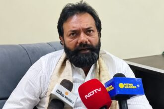 महोबा के चरखारी से भाजपा विधायक बृजभूषण राजपूत से जुड़ा वायरल वीडियो