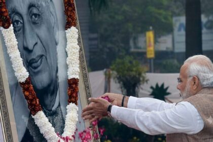 PM Modi स्टैच्यू ऑफ यूनिटी पर राष्ट्रीय एकता दिवस 2026 कार्यक्रम में
