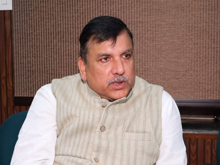 संजय सिंह ने प्रधानमंत्री नरेंद्र मोदी पर दिल्ली प्रदर्शन और पुलिस कार्रवाई को लेकर निशाना साधा
