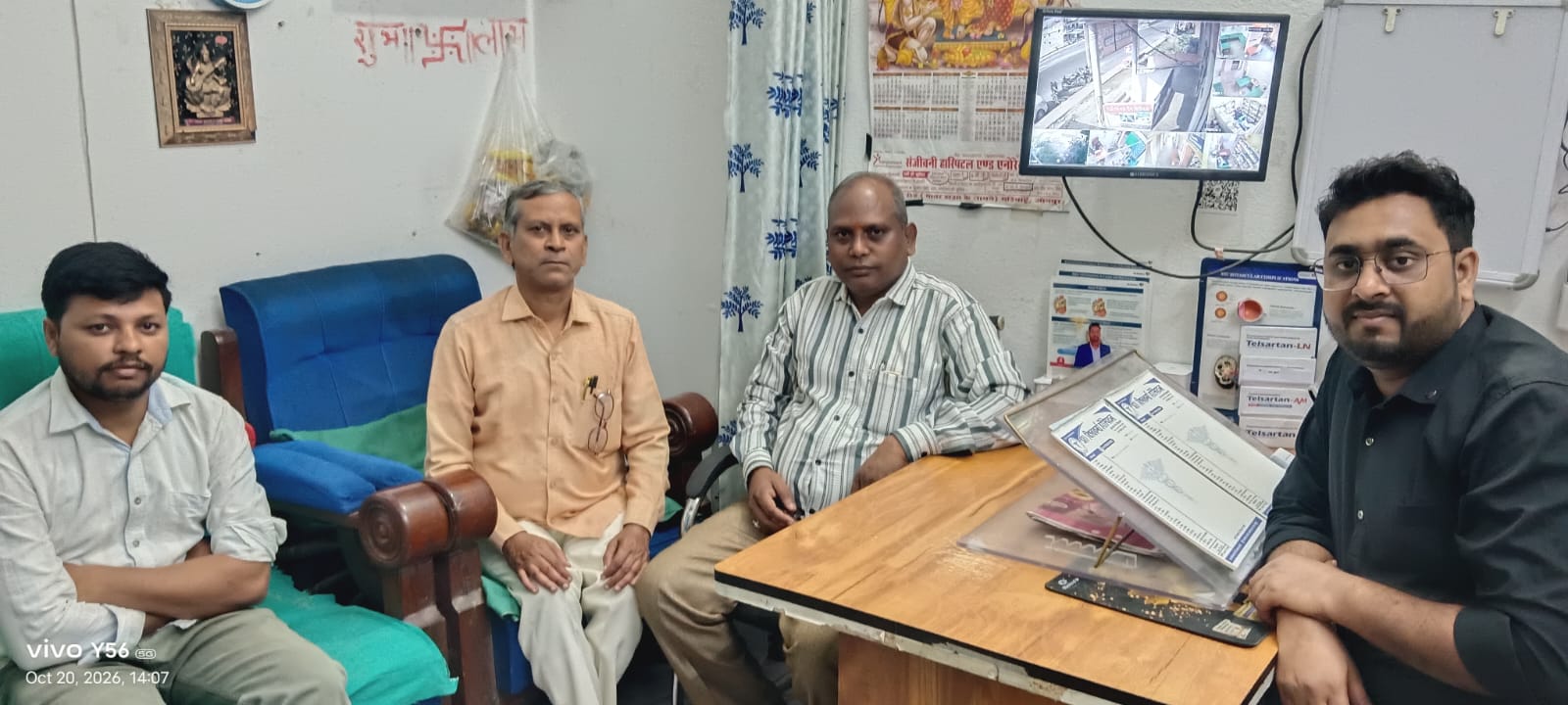 गरीबों के संजीवनी बने डॉ एस.पी. विश्वकर्मा