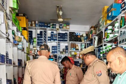 जौनपुर में नकली मोबिल ऑयल का कारोबार, पुलिस ने 3 को दबोचा