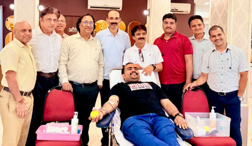 ठाणे डॉक्टर्स फाउंडेशन का महारक्तदान शिविर में 69 लोगों ने किया रक्तदान