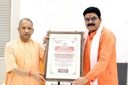 मुख्यमंत्री योगी आदित्यनाथ से मिले विधायक रमेश चंद्र मिश्रा