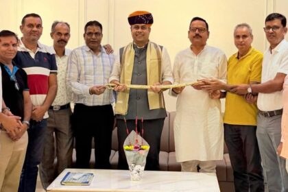 राजपुरोहित समाज एवं छत्तीस कौम की तरफ से एड.रवि व्यास का सम्मान